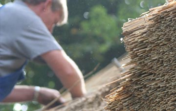 professional St Maughans Green thatchers